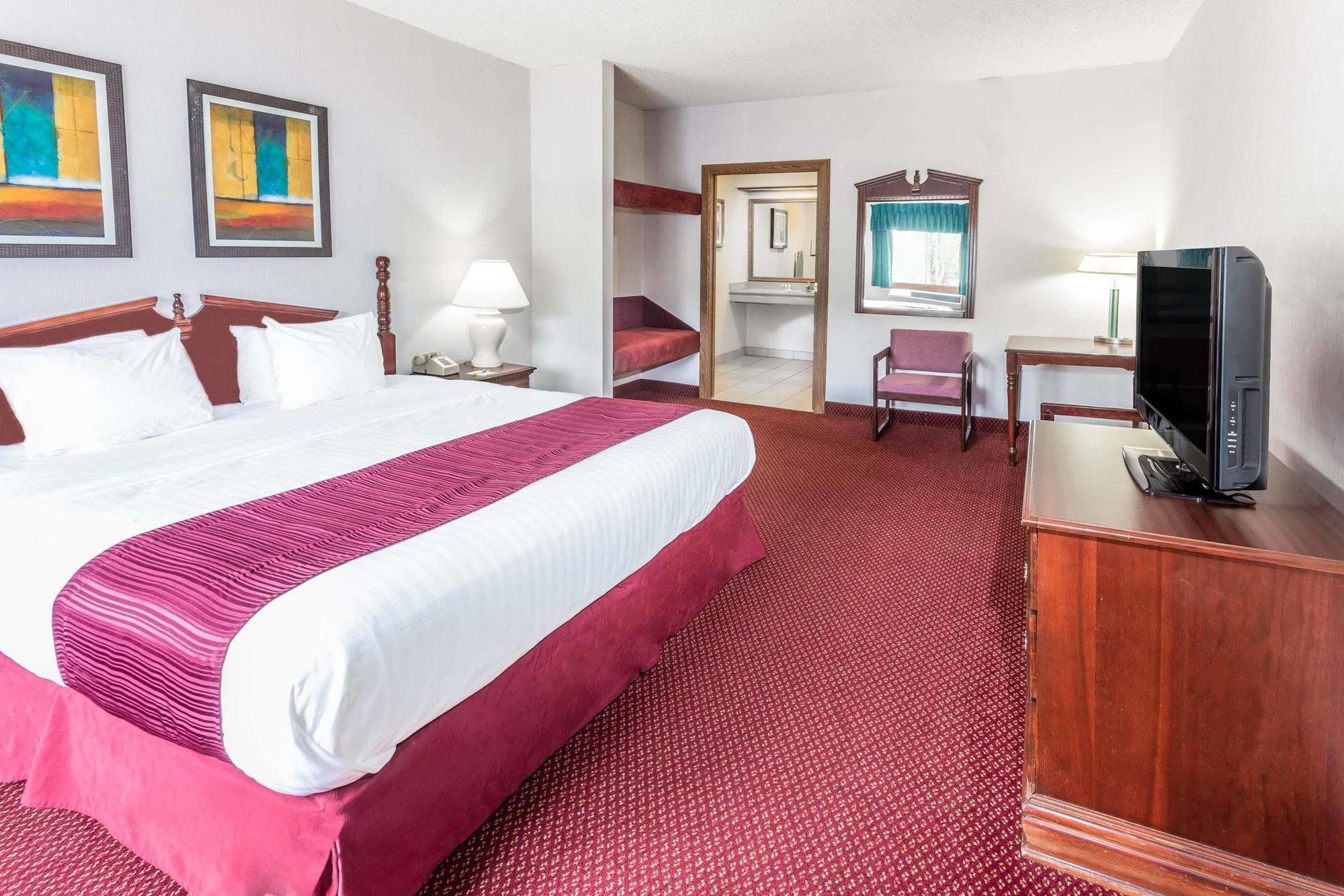 Days Inn By Wyndham Tiffin Ngoại thất bức ảnh