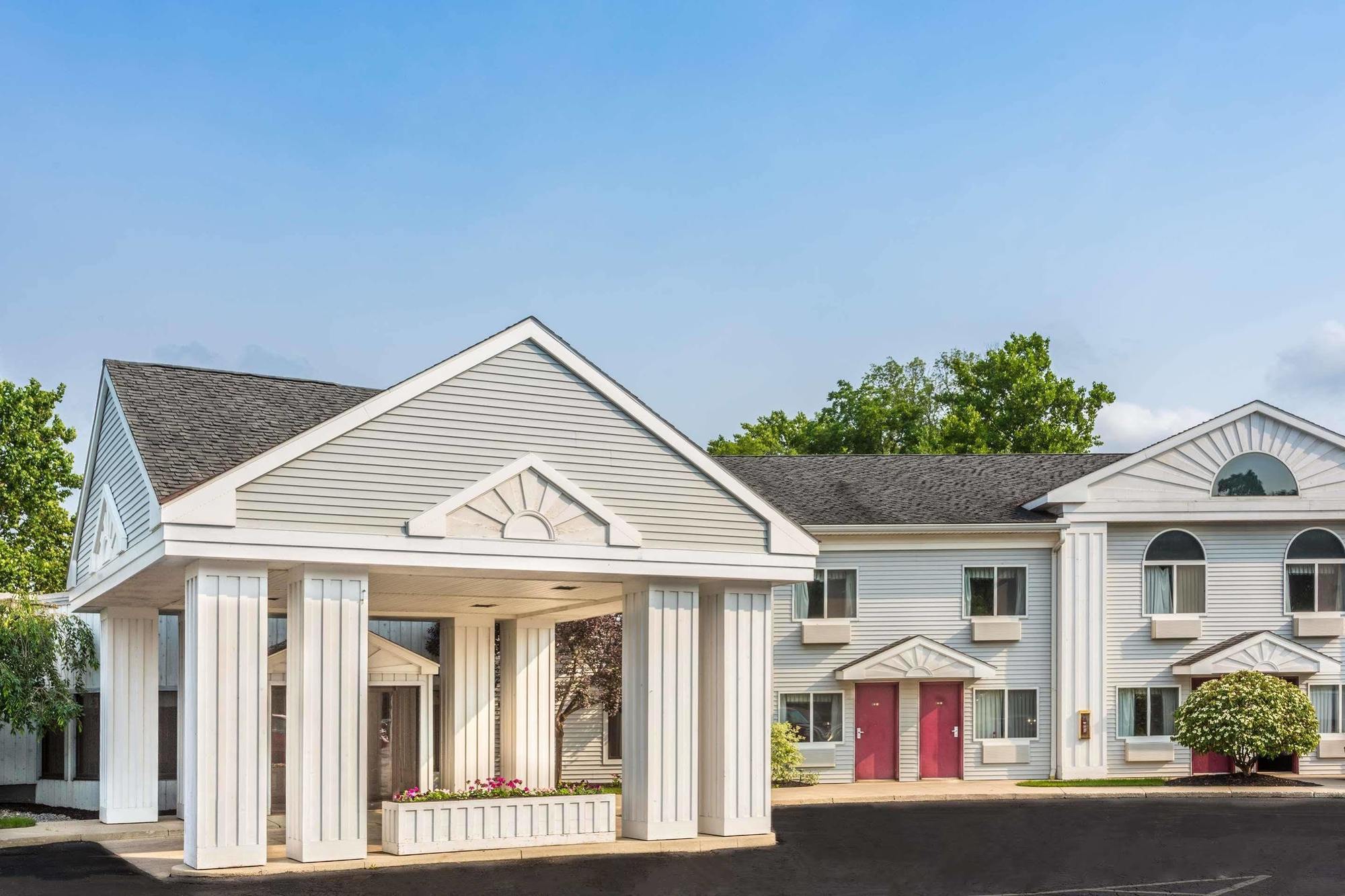 Days Inn By Wyndham Tiffin Ngoại thất bức ảnh