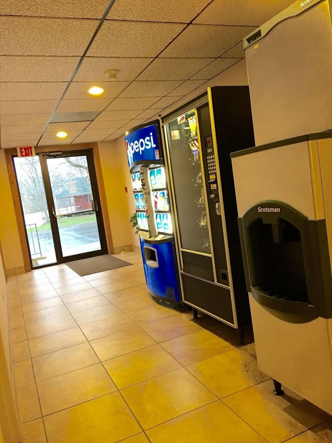 Days Inn By Wyndham Tiffin Ngoại thất bức ảnh